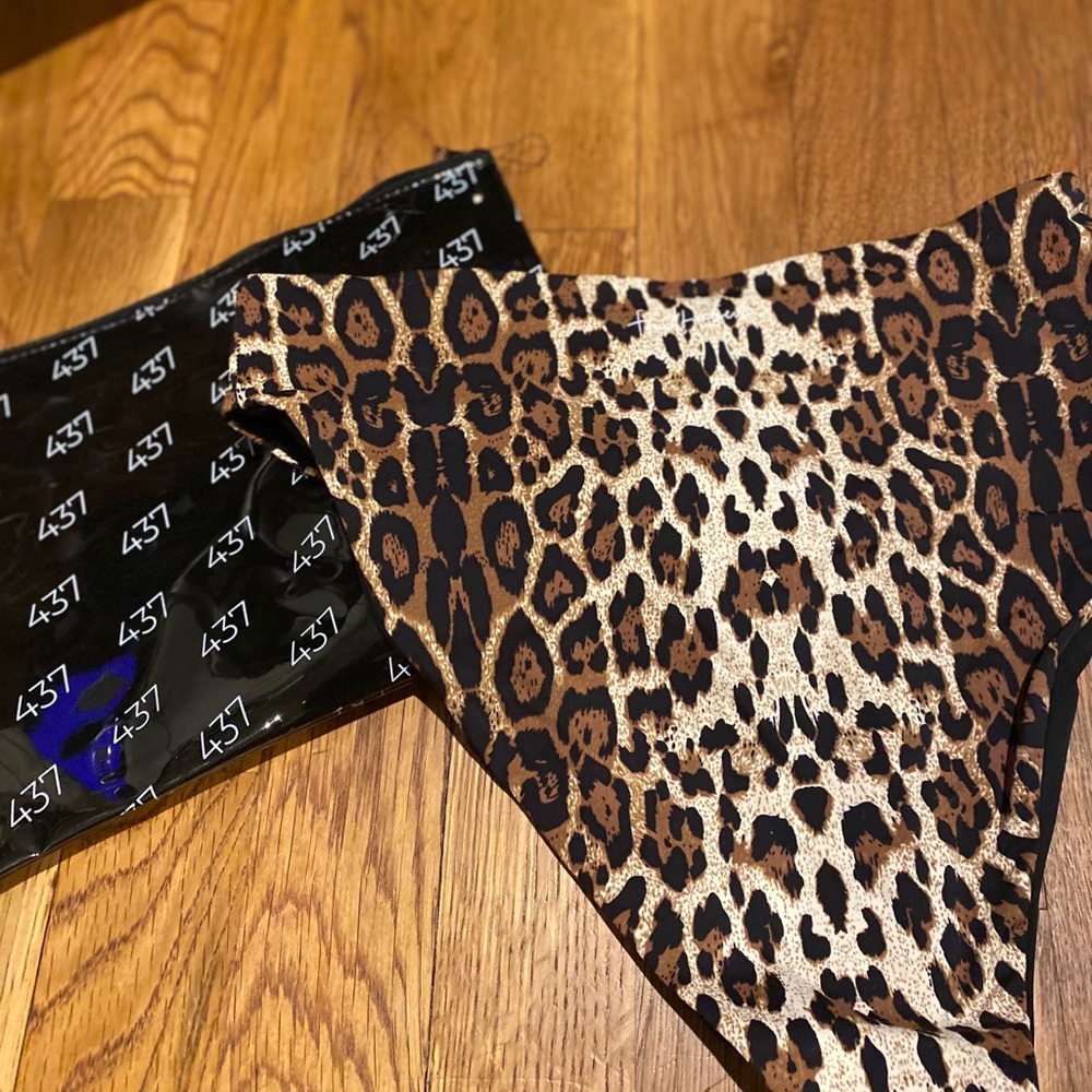 437 Swimwear Aubrey II Bottom XL